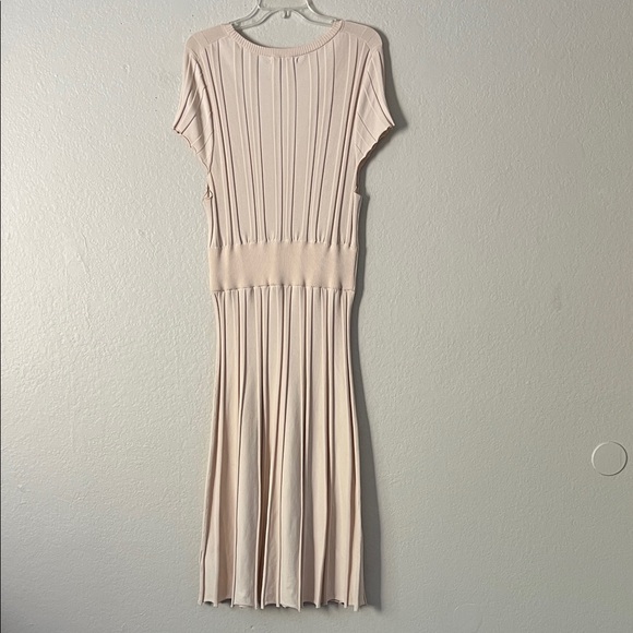 Like New! J. Crew Ribbed Scoopneck Knit Dress Cream in Size L - Picture 7 of 14